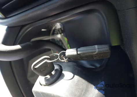 2015 Chevrolet Silverado 1500 1Lt from USA, damaged, VIN 1GCVKREH7FZ168158